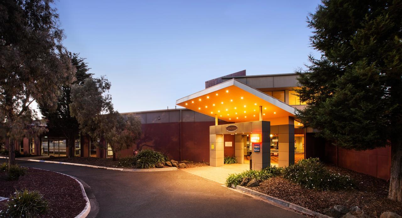 Nightcap At Coolaroo Hotel Bagian luar foto