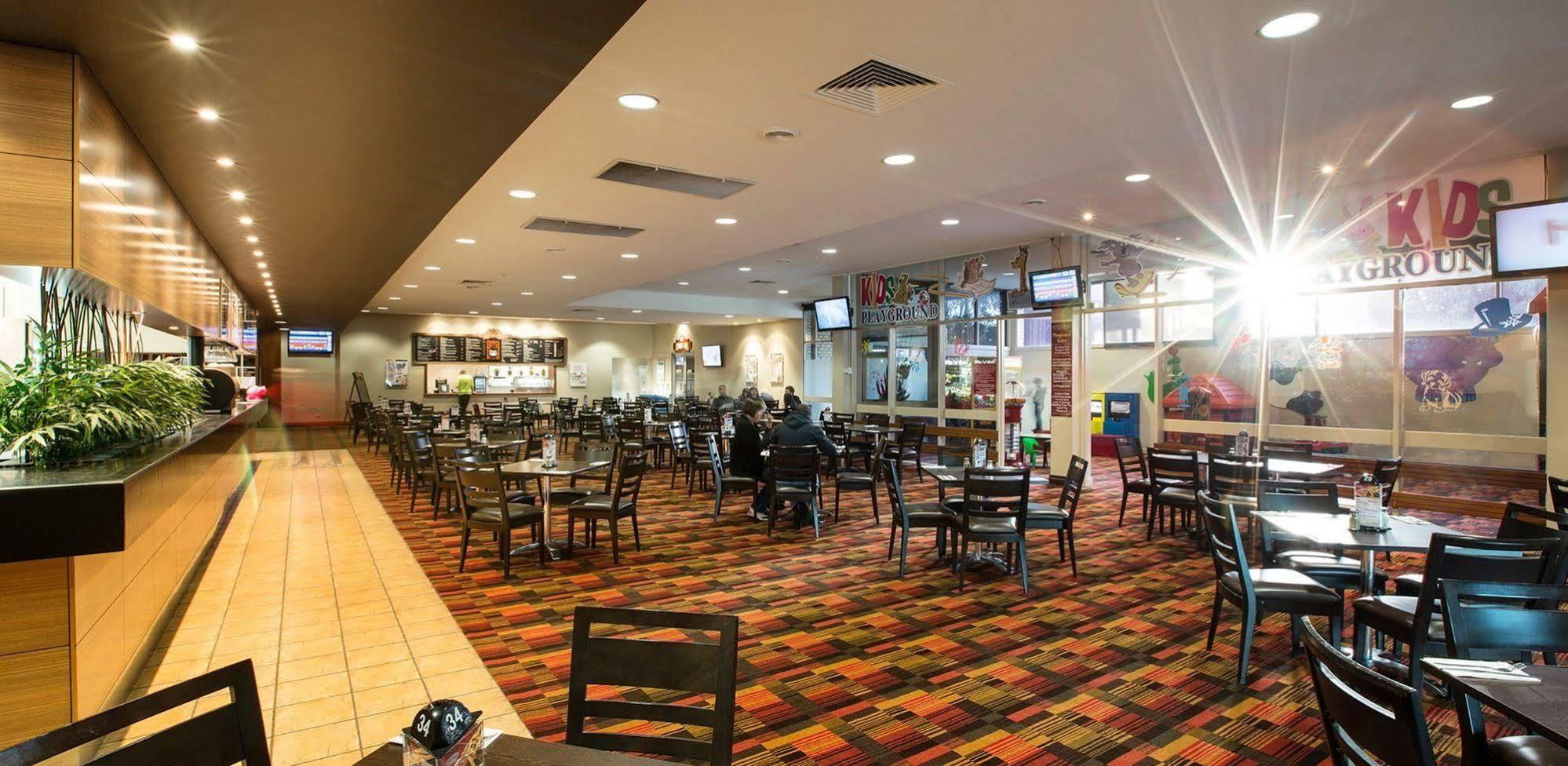 Nightcap At Coolaroo Hotel Bagian luar foto